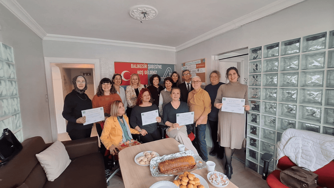 Altı Nokta Körler Derneği Balıkesir Şubesi’nden “Gönüllü Okuyuculuk Gönülden Gönüle Yolculuk” projesi