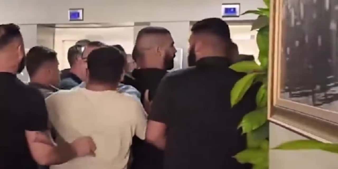 Aydın Büyükşehir Belediye Meclisi'nde CHP'li ve AKP'li üyeler arasında kavga