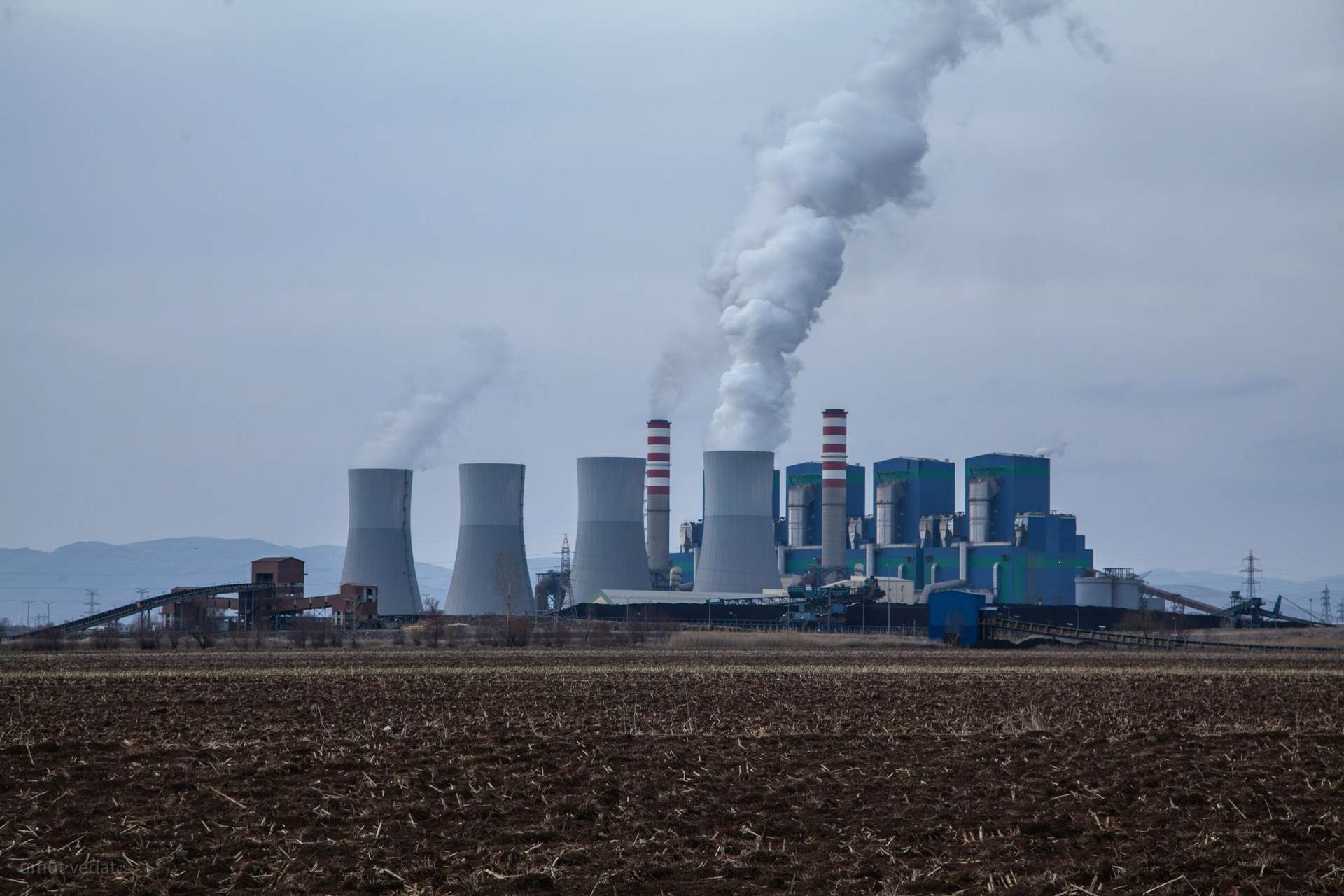 Termik Santral Nedir ve Nasıl Çalışır? Elektrik Faturalarını Nasıl Etkiliyor?