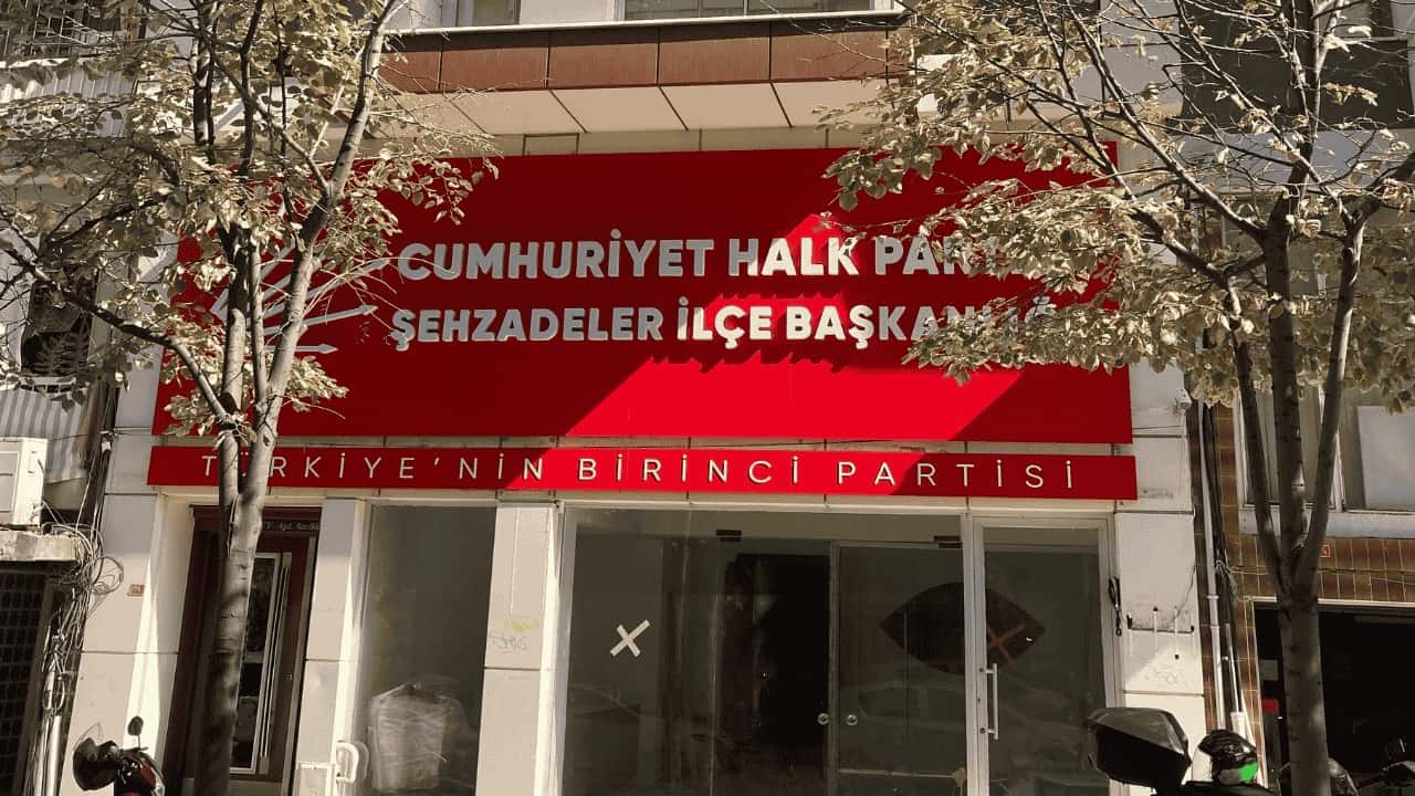 CHP Şehzadeler yeni ev hazırlığında