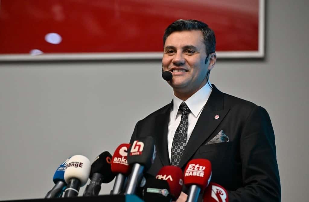 CHP Manisa İl Başkanı Ferdi Zeyrek: Anayasayı askıya almaya yönelik bir kalkışmadır