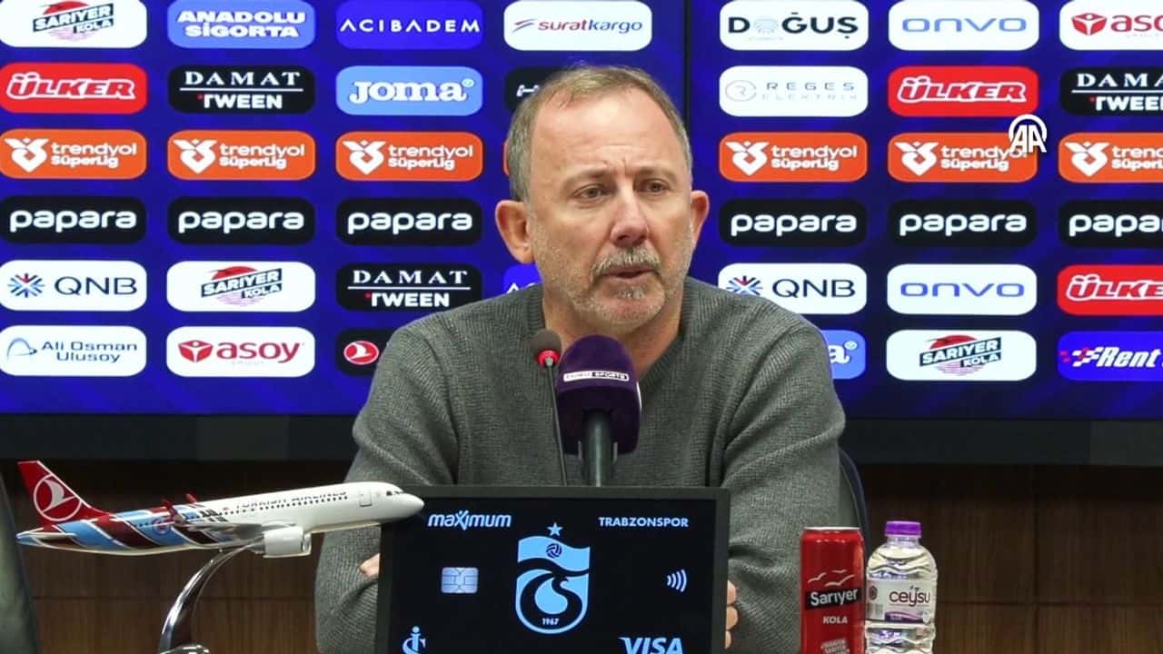 Sergen Yalçın: Maçtan çok bize bir tiyatro oyunu gibi geldi, üzülmüyoruz, 1 puana seviniyoruz