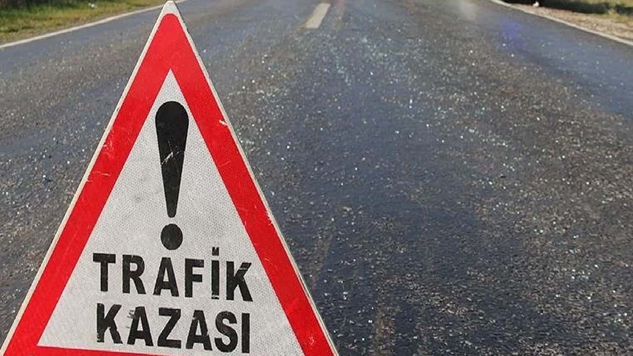 Afyonkarahisar’da zincirleme kaza: 2 ölü, 12 yaralı