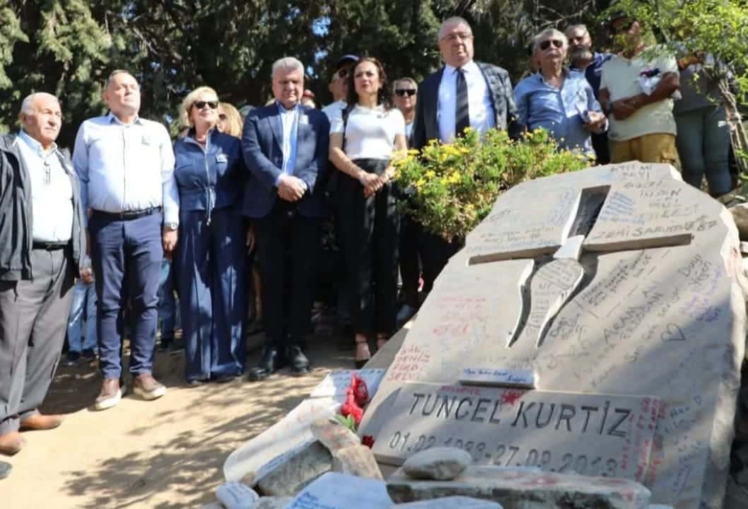 Tuncel Kurtiz, vefatının 12. yılında Edremit’te anıldı