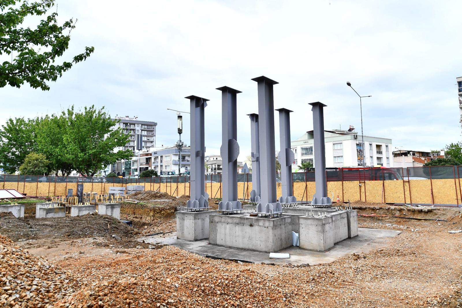 Yeni Girne Caddesi’nde güvenli yaya ulaşımı