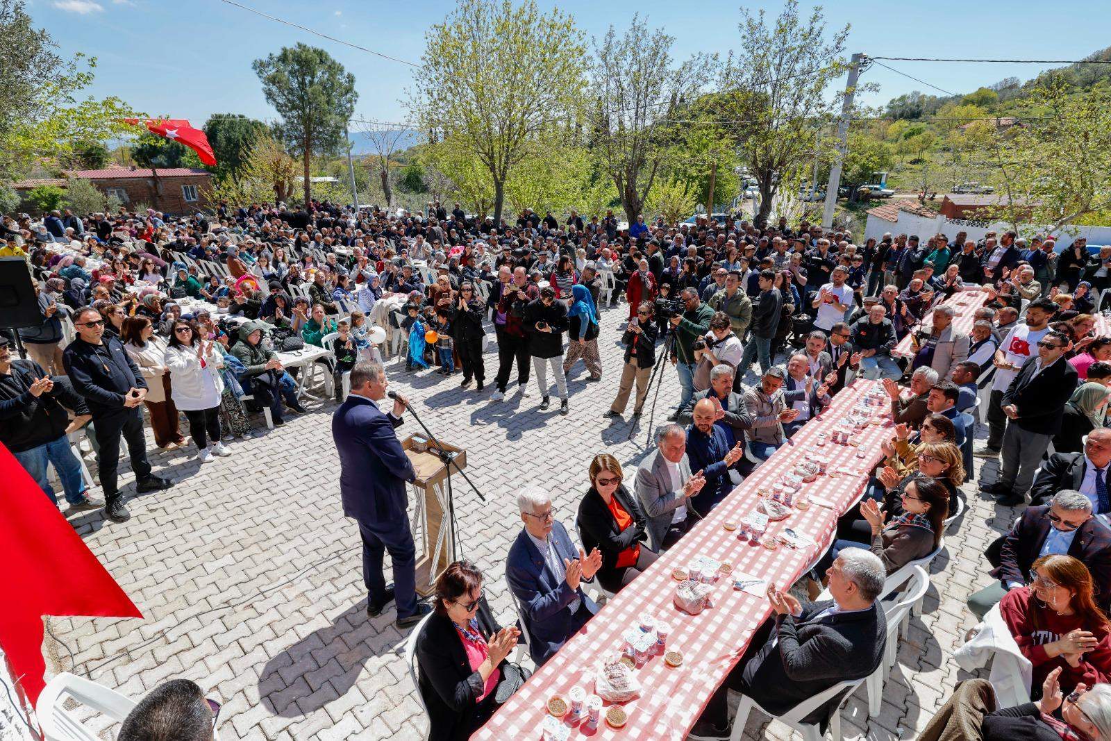 Başkan Tugay’dan Atatürk’ün ziyaretinin 91’inci yılında Bergama mesaj seli