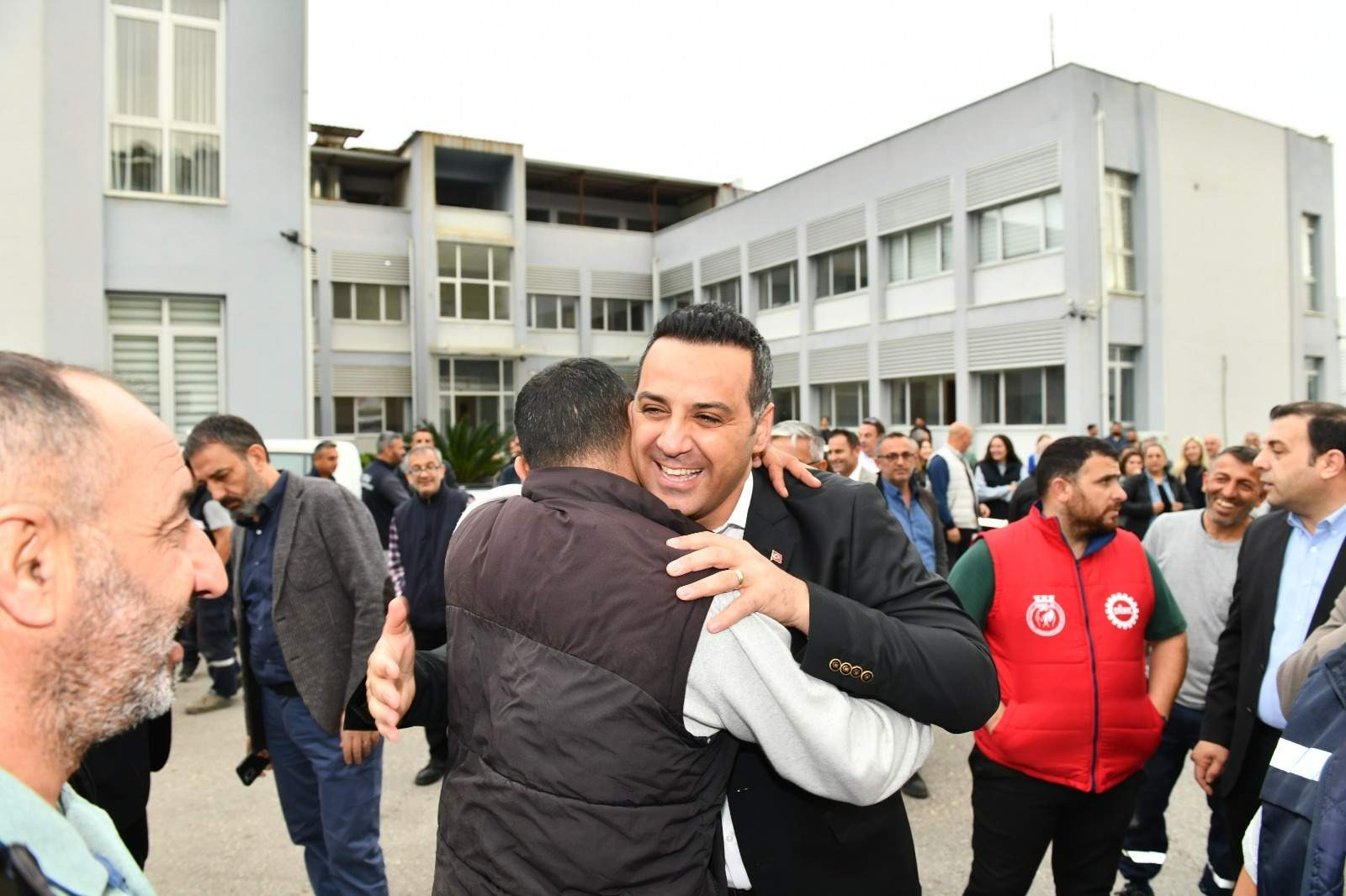 Başkan Yıldız, Belediye Personeli ile Bayramlaştı