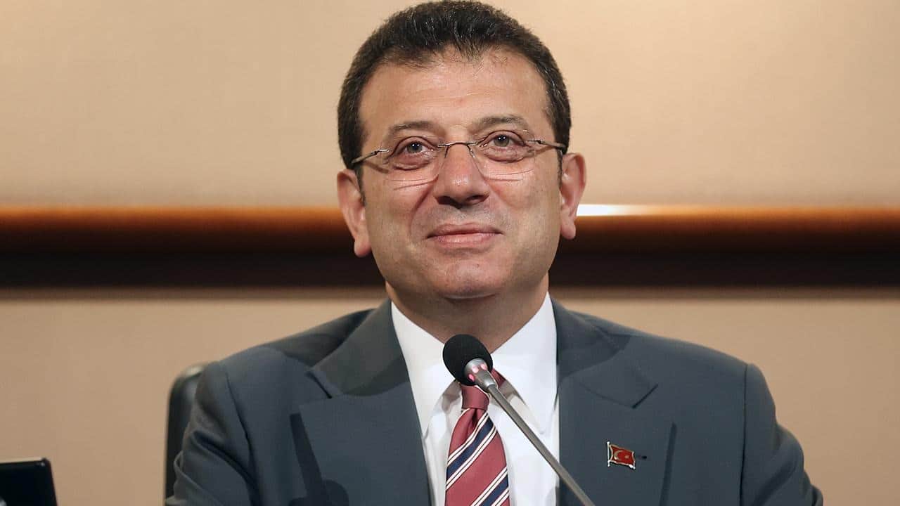 İmamoğlu'ndan Silivri'den Mesaj: Benim Nerede Olduğumun Önemi Yok, Sizinleyim