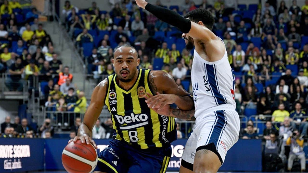 Fenerbahçe Beko, Anadolu Efes'i uzatmalarda yendi