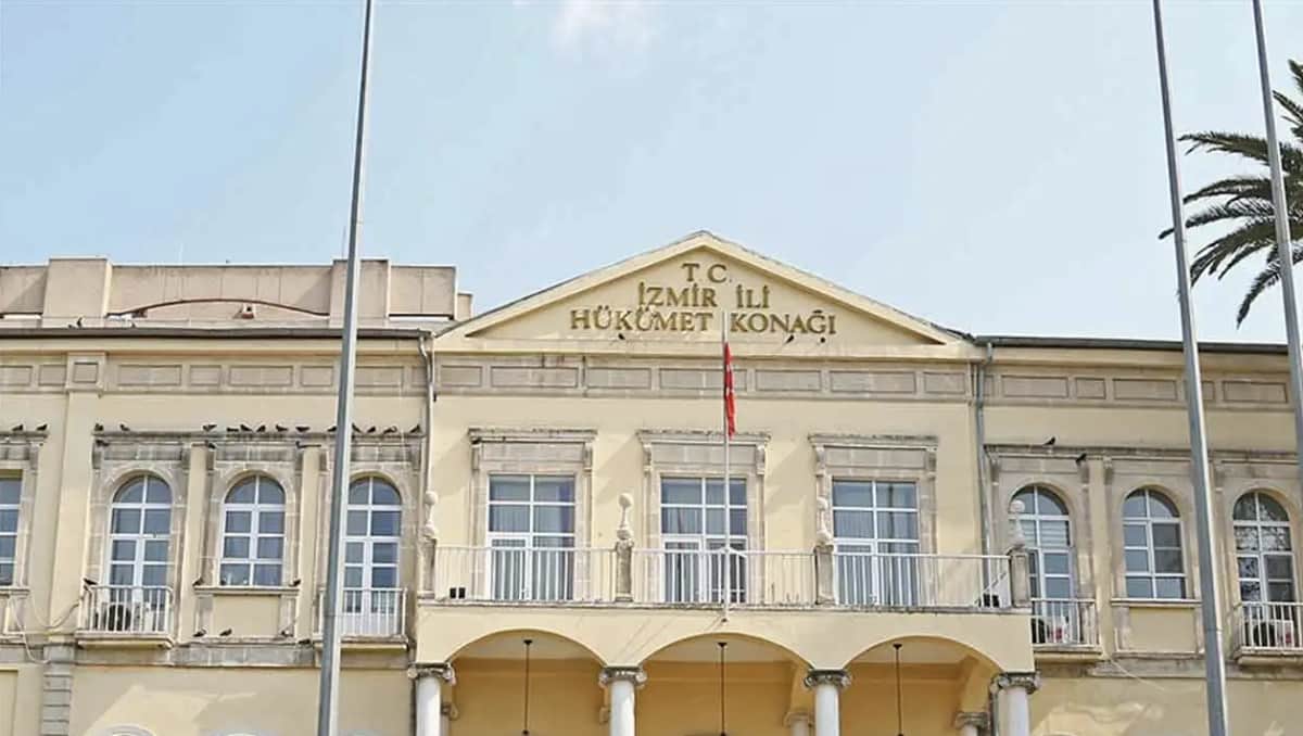 İzmir'de YASAK BAŞLADI, 5 gün toplantı, gösteri, yürüyüş yapmak yasak