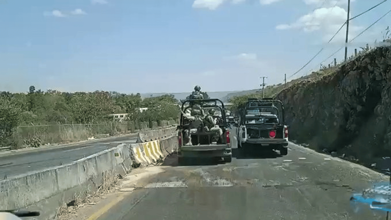 Meksika'nın en çok aranan uyuşturucu baronu "El Mencho" öldürüldü, şiddet olayları yayıldı