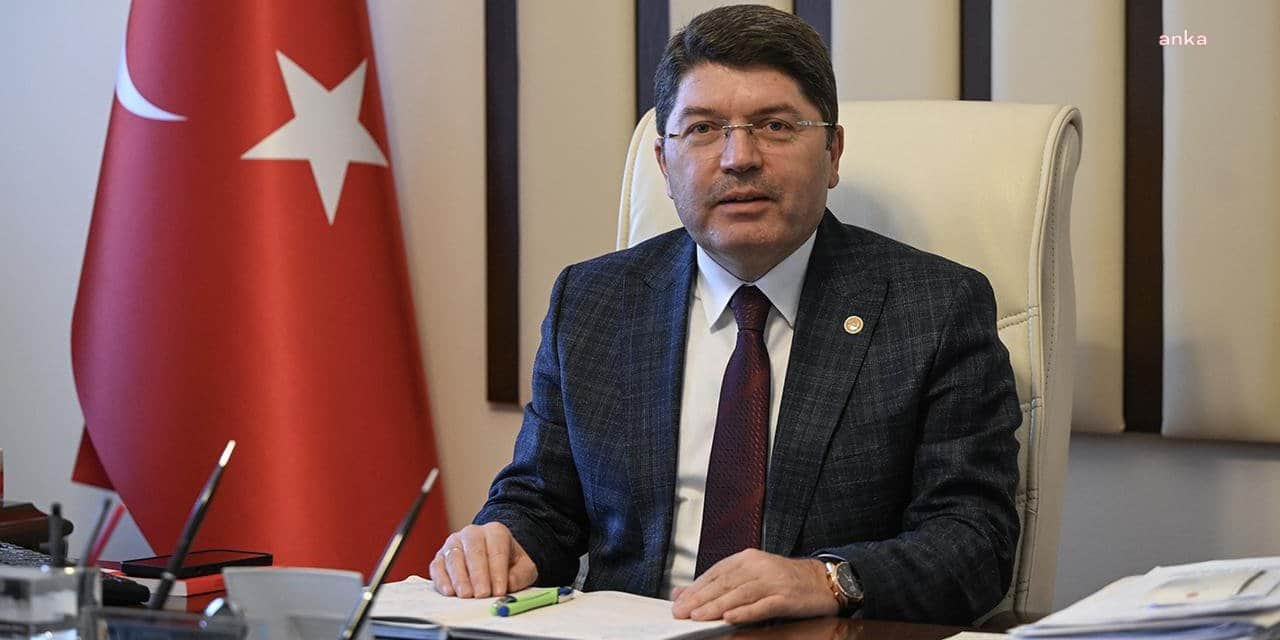 Tunç: Operasyonları Cumhurbaşkanı ile ilişkilendirmek Anayasal düzene saldırı