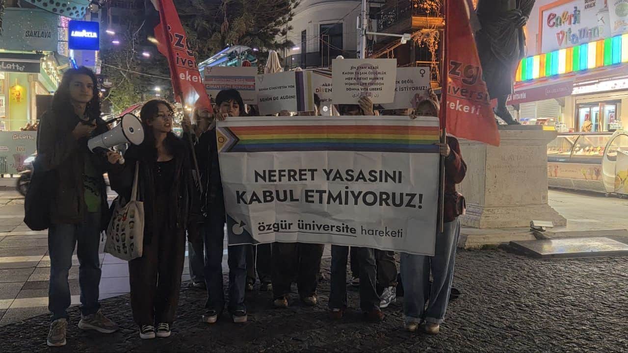 Özgür Üniversite Hareketi’nden Antalya’da LGBTİ+ yasa taslağına tepki