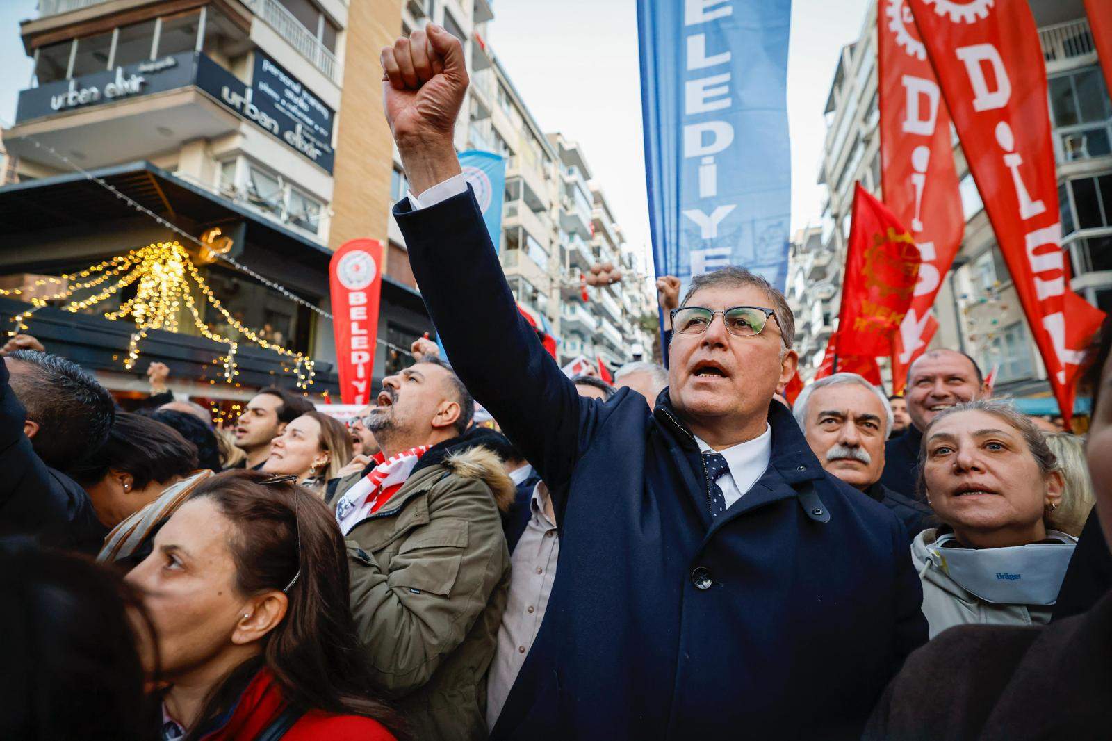 Tugay: Bir Ekrem’i alırsınız arkadan bin Ekrem gelir