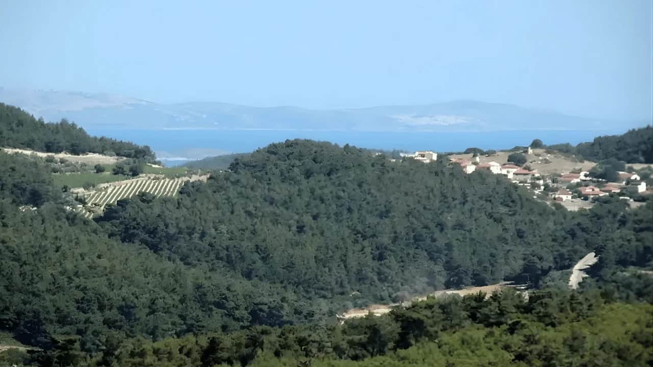 Urla'da 15 hektarlık doğal sit alanı imara açıldı