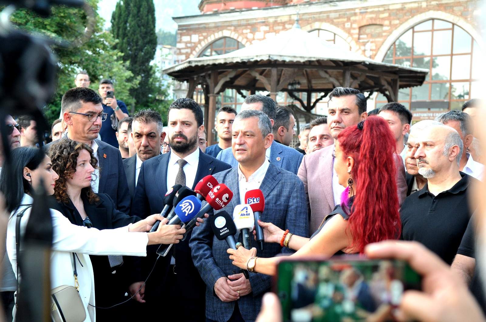 CHP Genel Başkanı Özel Cumhurbaşkanı Erdoğan’a memleketi Manisa’dan zehir zemberek sözler