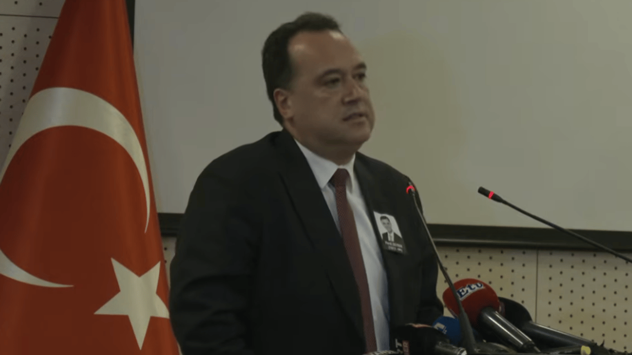 Manisa Büyükşehir Belediye Başkanı Dutlulu’dan İtfaiye Ruhsat Ekibine ‘Neden işi