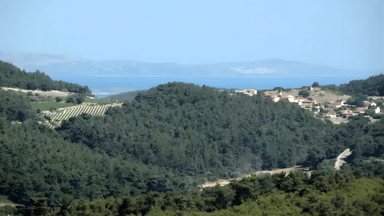 Urla'da 15 hektarlık doğal sit alanı imara açıldı