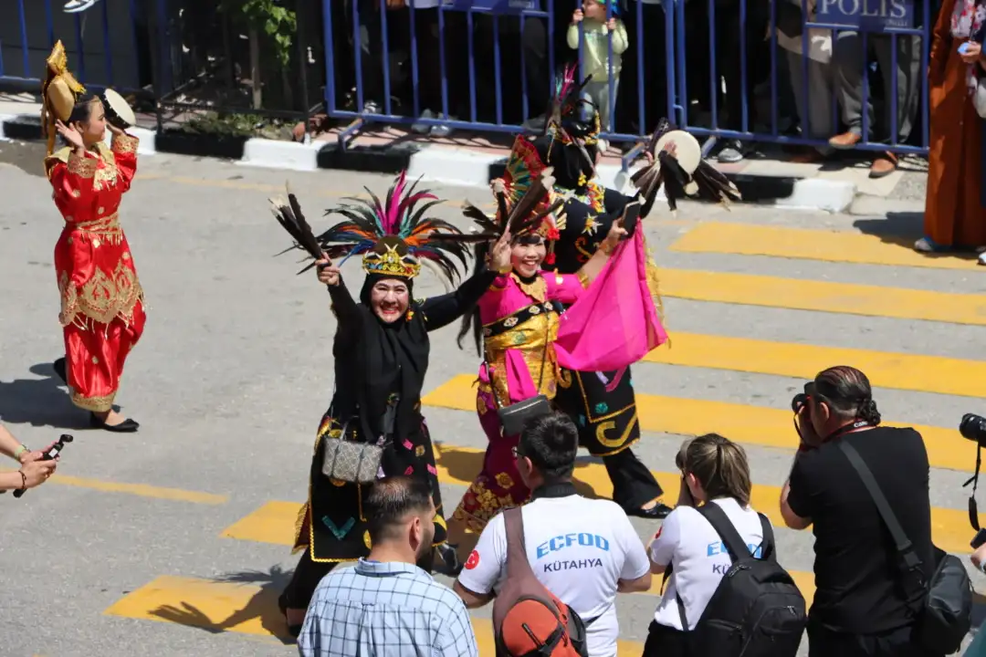 Manisa Mesir Macunu Festivali’nden ilginç kareler