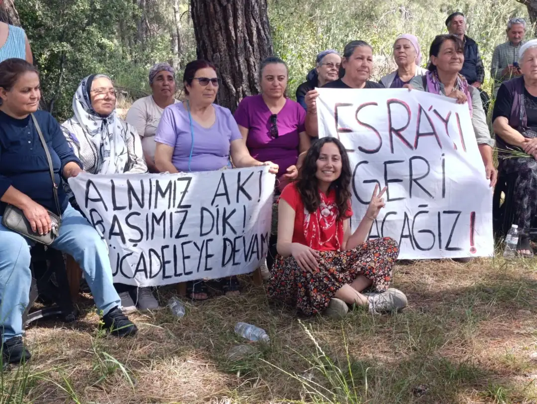 Esra Işık'ın yurt dışına çıkış yasağı kaldırıldı
