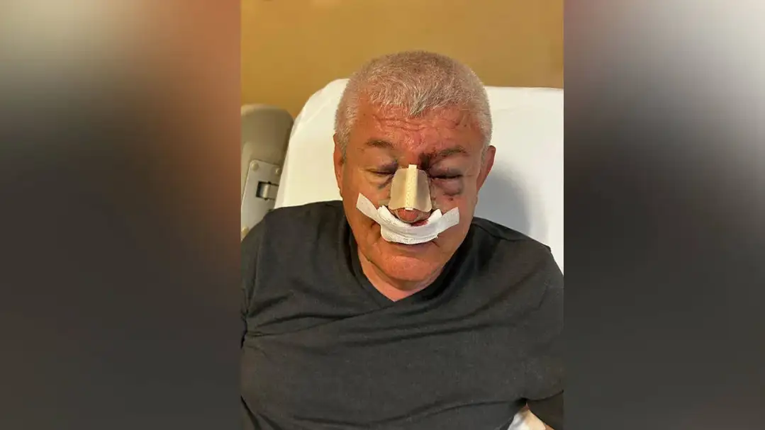 Sol Parti Uşak İl Sözcüsü Mahmut Uludağ'a iş yerinin önünde saldırı düzenlendi