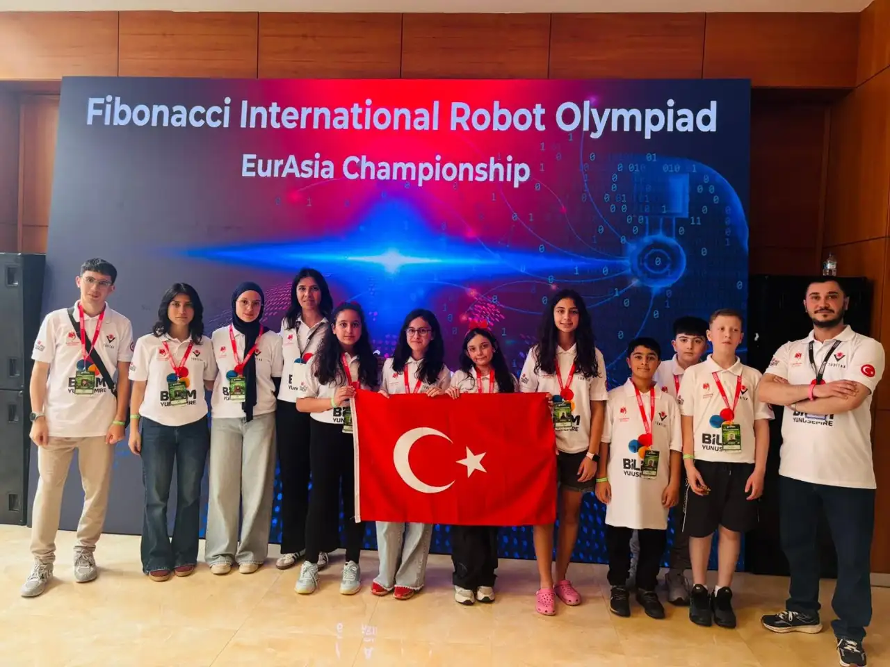 Bilim Yunusemre’den 3 büyük başarı