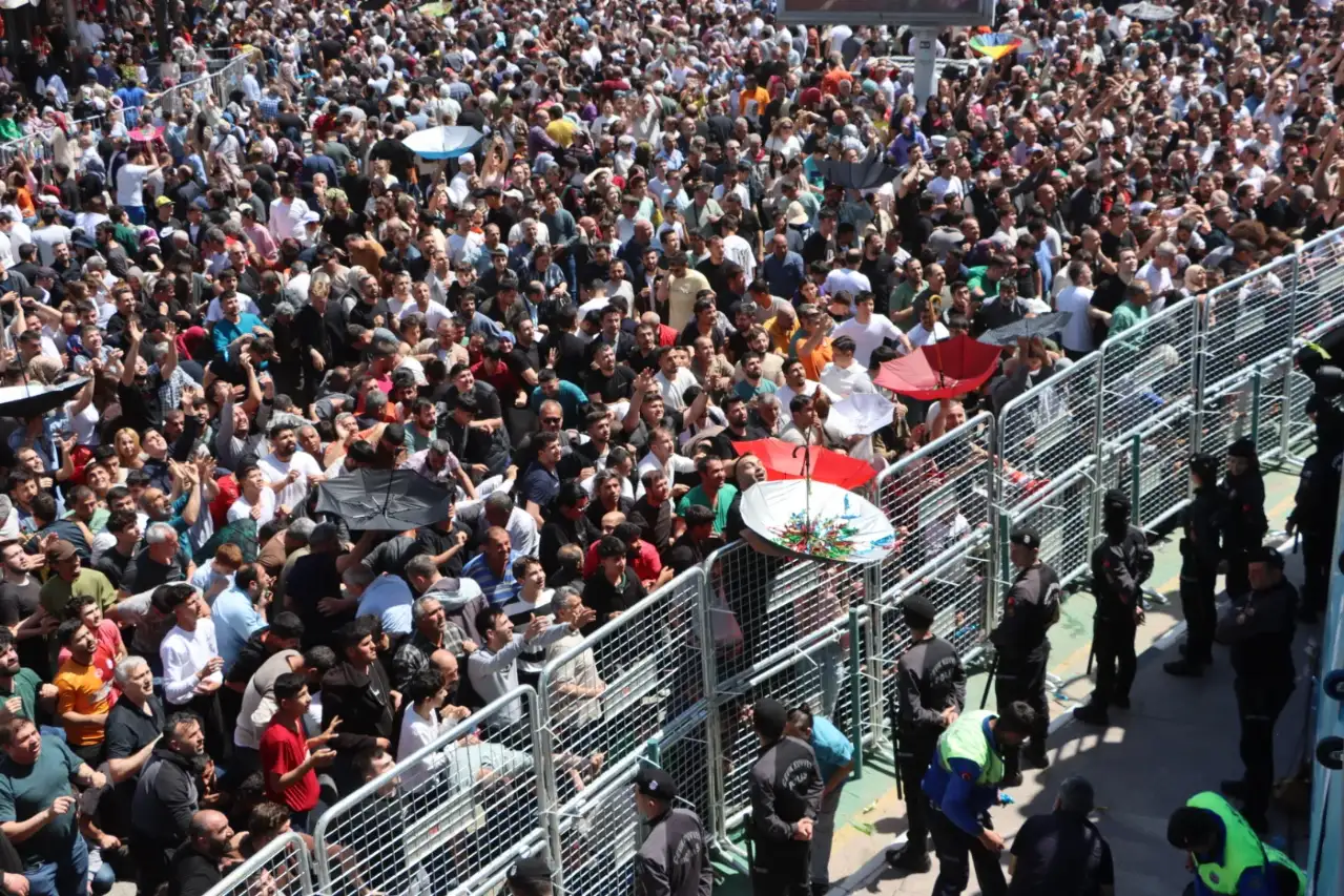 486. Uluslararası Manisa Mesir Macunu Festivali'nde 10 ton macun saçıldı