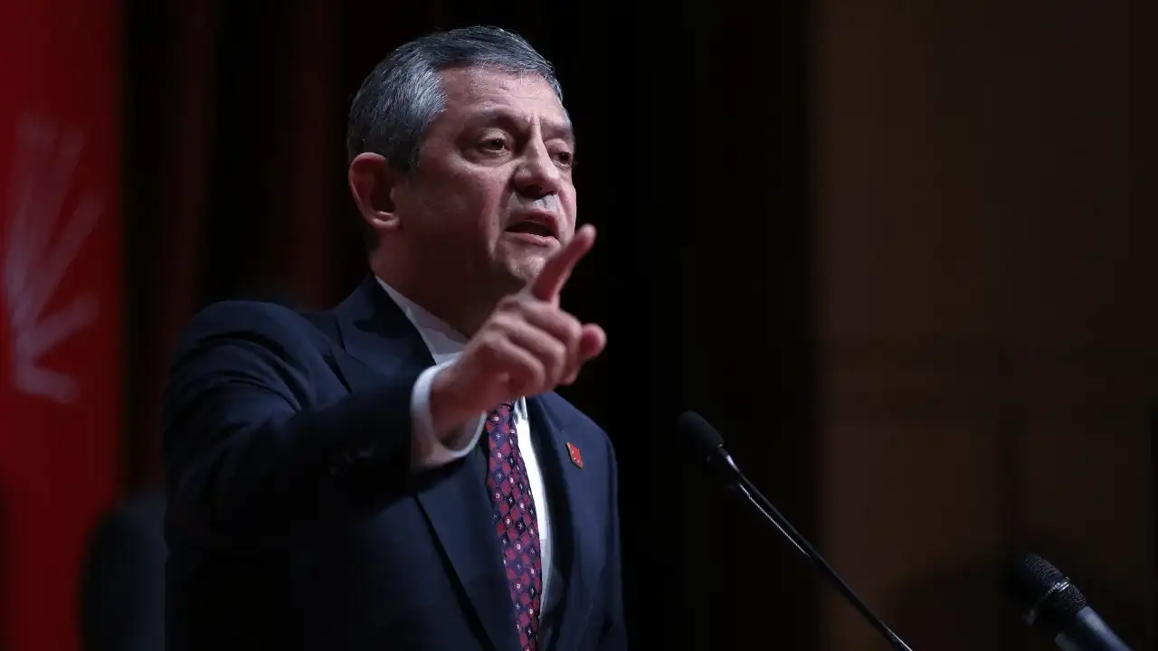 Özgür Özel’den taşeron işçilere kadro sözü: O sandık gelecek, CHP bütün işçilerimize kadro verecek