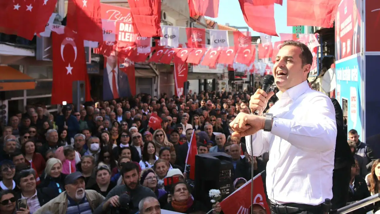 Balıkesir Büyükşehir Belediye Başkanı Ahmet Akın'a soruşturma izni