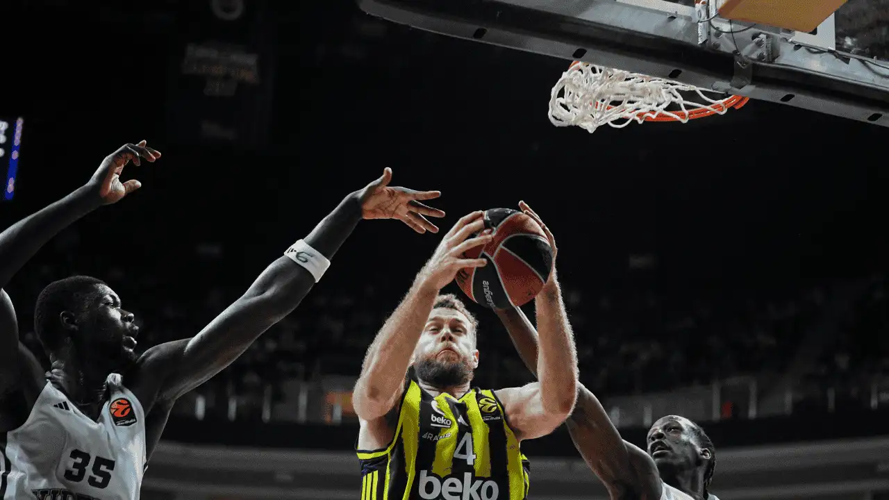 Fenerbahçe Beko son nefeste güldü: Bologna'yı 66-64 ile geçti