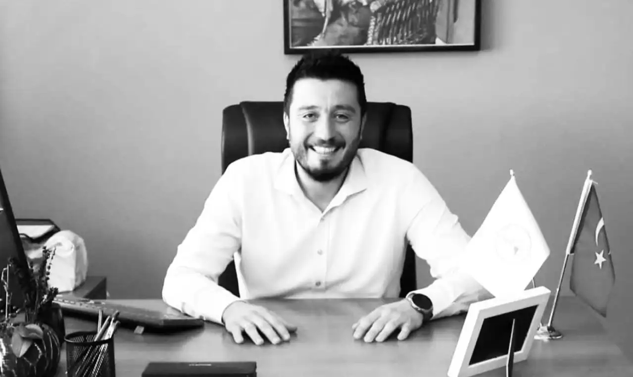 Manisa Büyükşehir Belediyesi Basın Yayın Daire Başkanı Güney Temiz yaşamını yitirdi