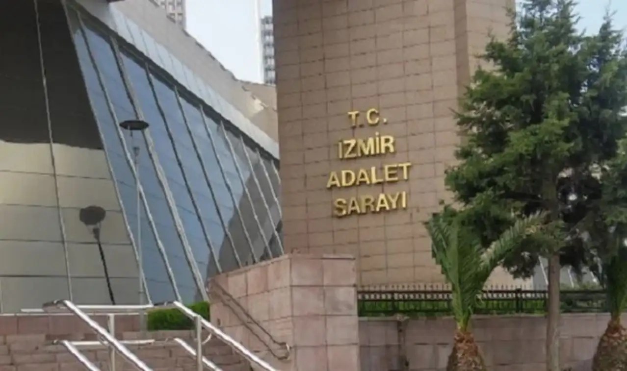Güzelbahçe Belediye Başkanı Mustafa Günay görevden uzaklaştırıldı
