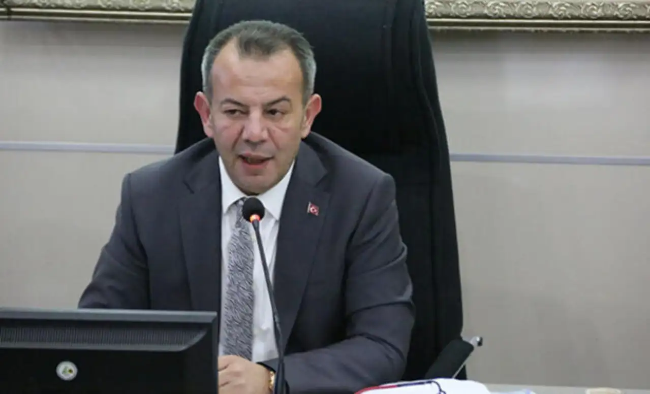 Özcan: Kayyım atayabilen atasın, tutuklayabilen tutuklasın