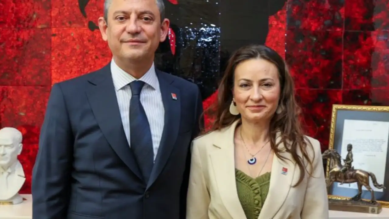 CHP Manisa İl Başkanı Özalper’den Özgür Özel’in yanındayız açıklaması