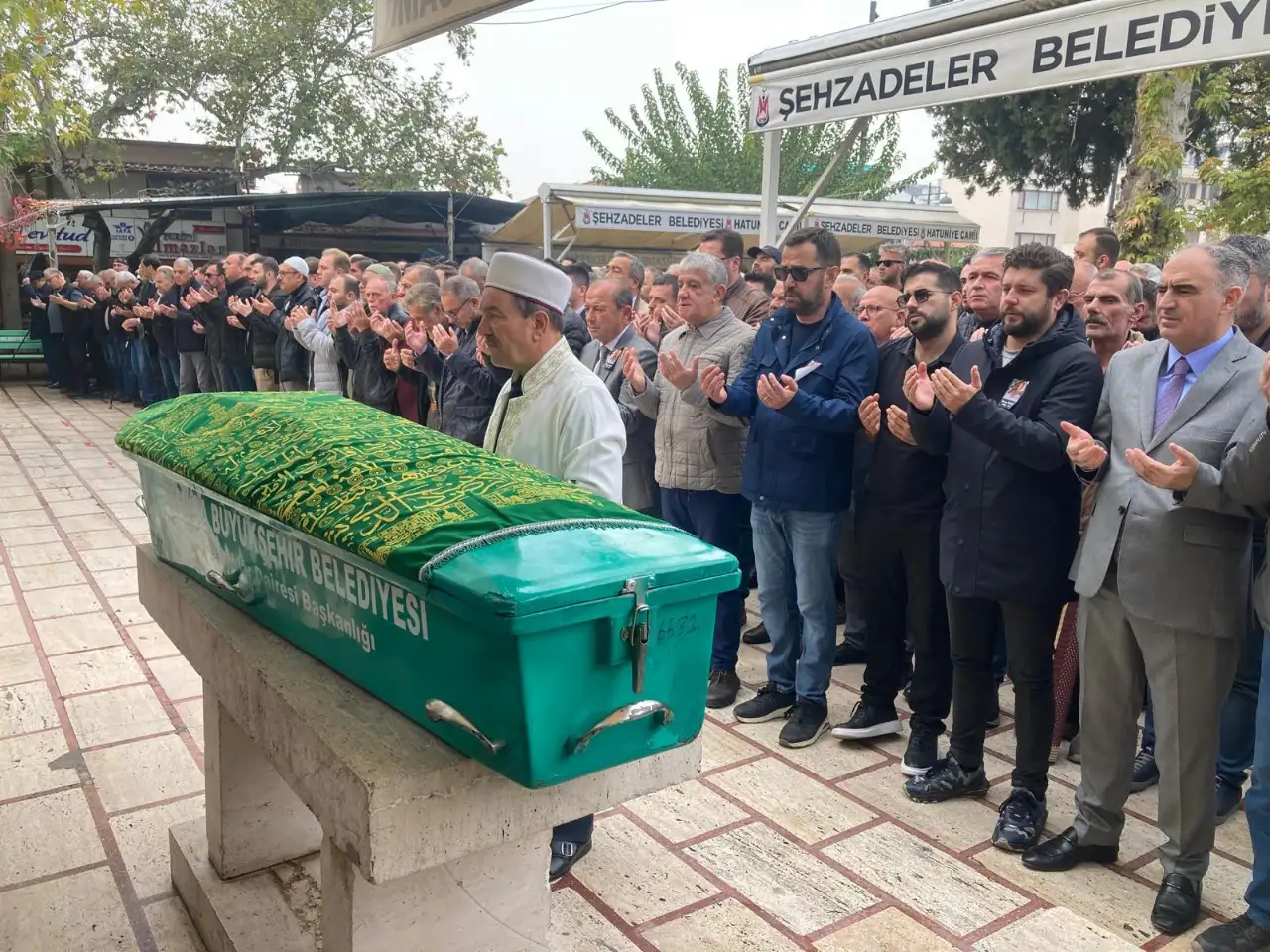 Saçtırdığı Mesirlerle milyonlarca kişiye şifa olan Özgün’e son veda
