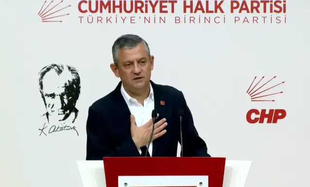 Özgür Özel yarın CHP grup toplantısının yapılacağını açıkladı